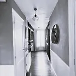 Appartement Refait à neuf proche Arc Triomphe 4P