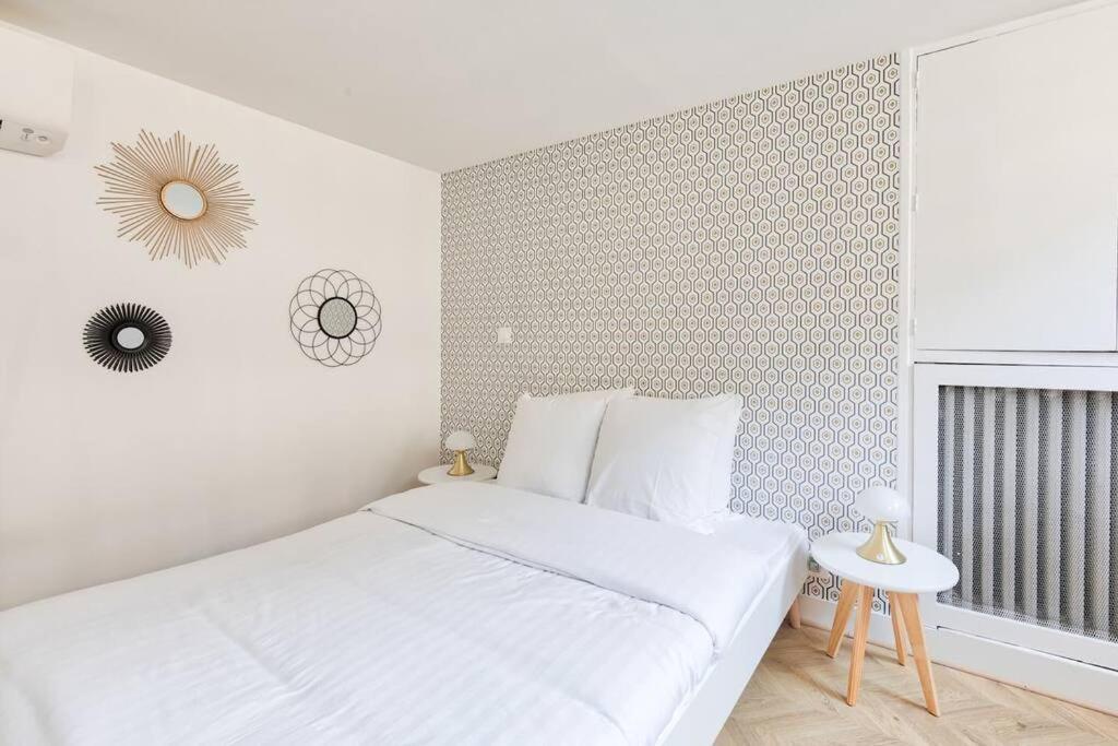 Appartement Refait à neuf proche Arc Triomphe 4P *